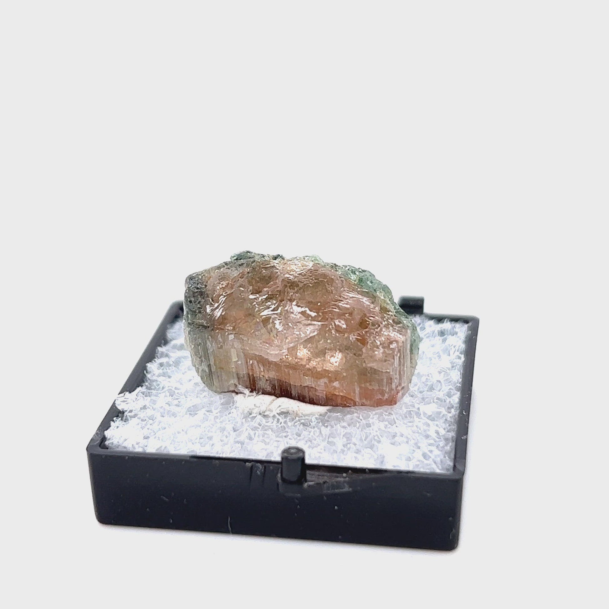 watermelon tourmaline__2022-07-03-17-34-28.mp4