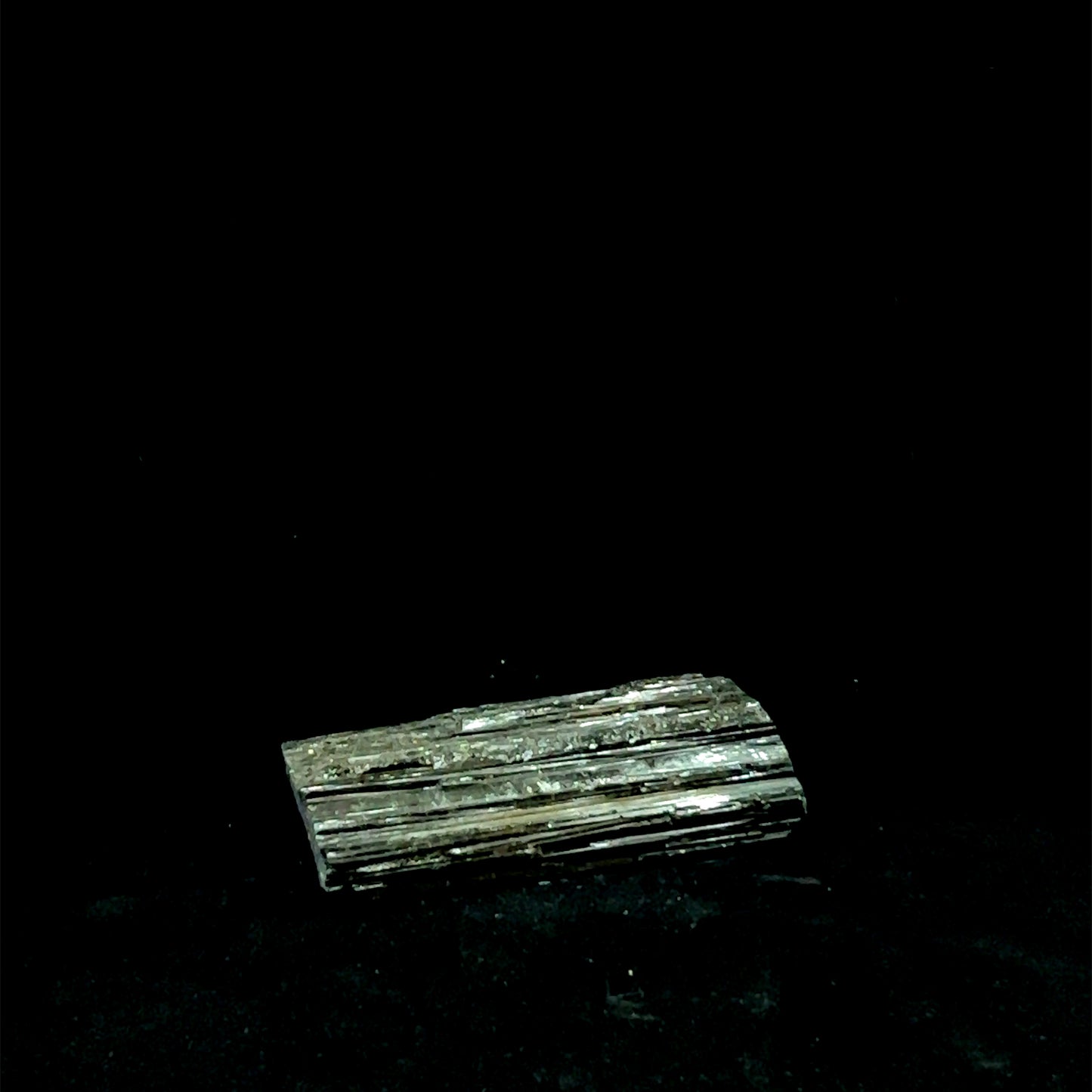 black tourmaline__2022-06-17-12-36-44.jpg